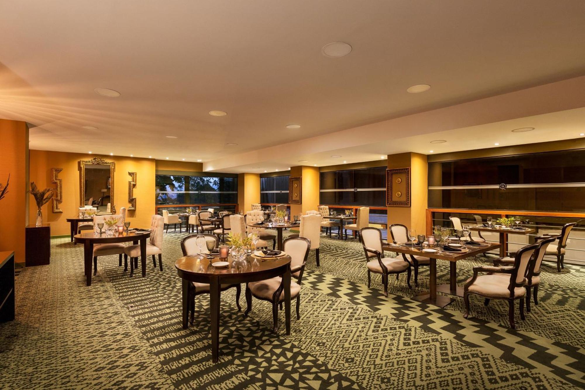 Sheraton Salta Hotel Екстер'єр фото
